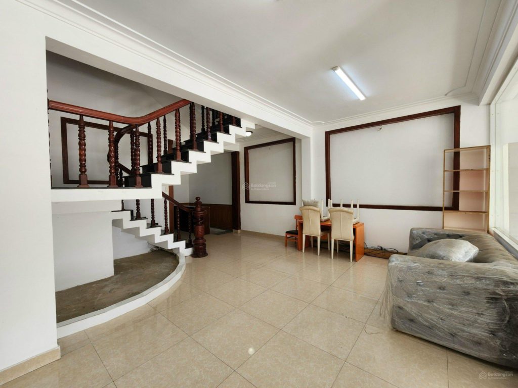 For Rent: Whole House – Modern Design, Fully Equipped