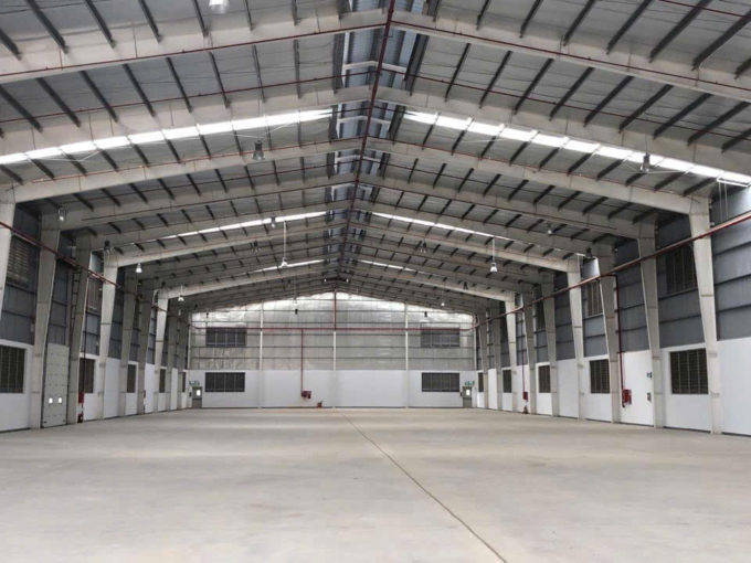 Warehouse for Rent with Large Area in District 6