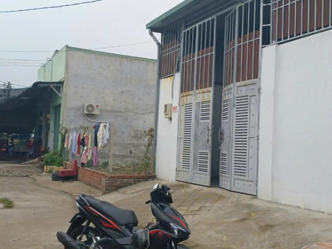 Warehouse Combined with Living Space – 2 Bedrooms, 2 Bathrooms, Unfurnished in Hiệp Thành, District 12