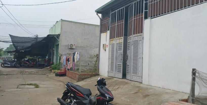 Warehouse Combined with Living Space – 2 Bedrooms, 2 Bathrooms, Unfurnished in Hiệp Thành, District 12